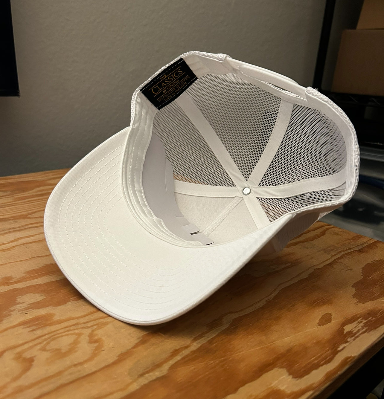 LA "Cherry blossom" Trucker Snapback (White)