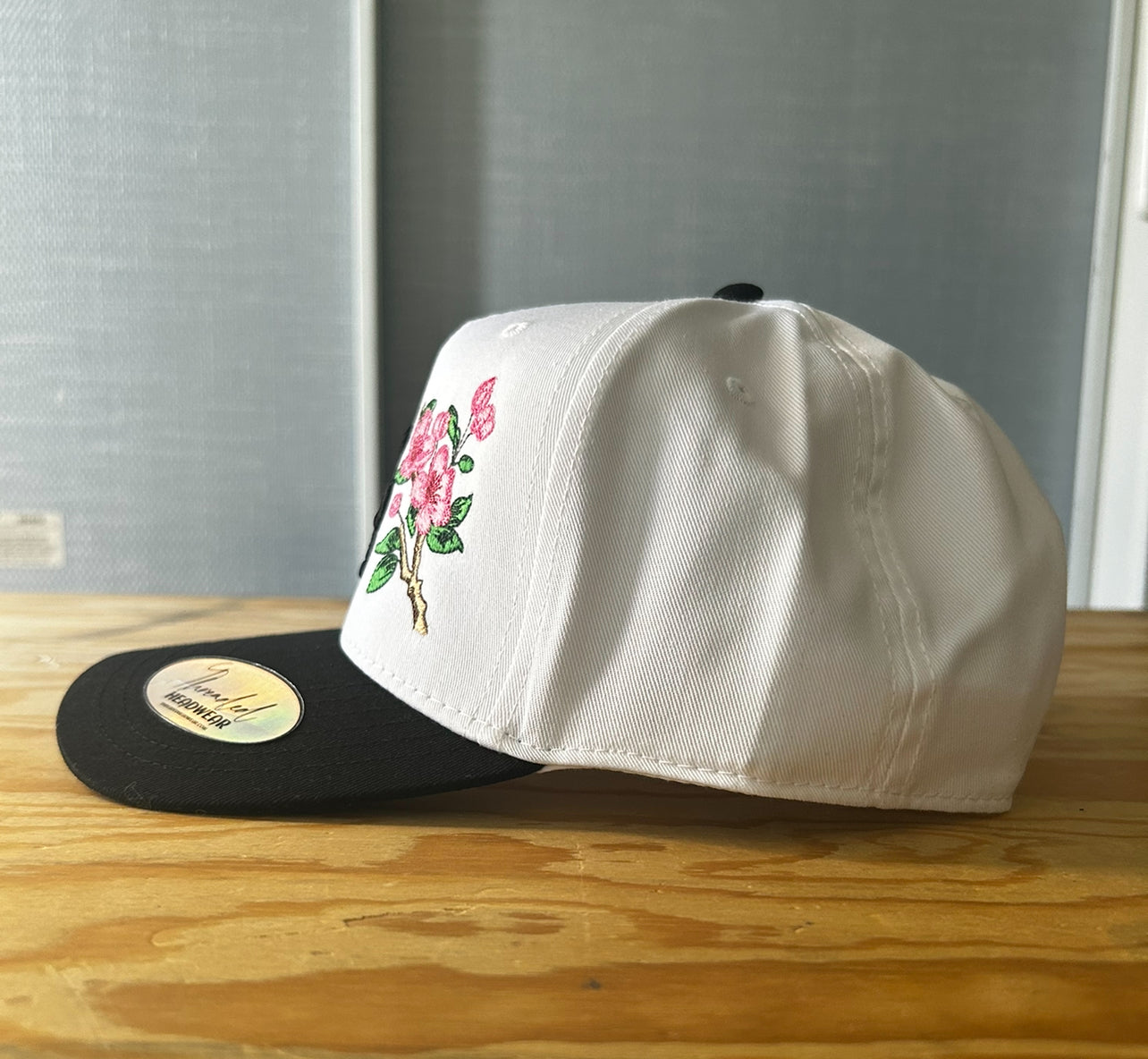 LA "Cherry Blossom" OG Snapback (black/white)