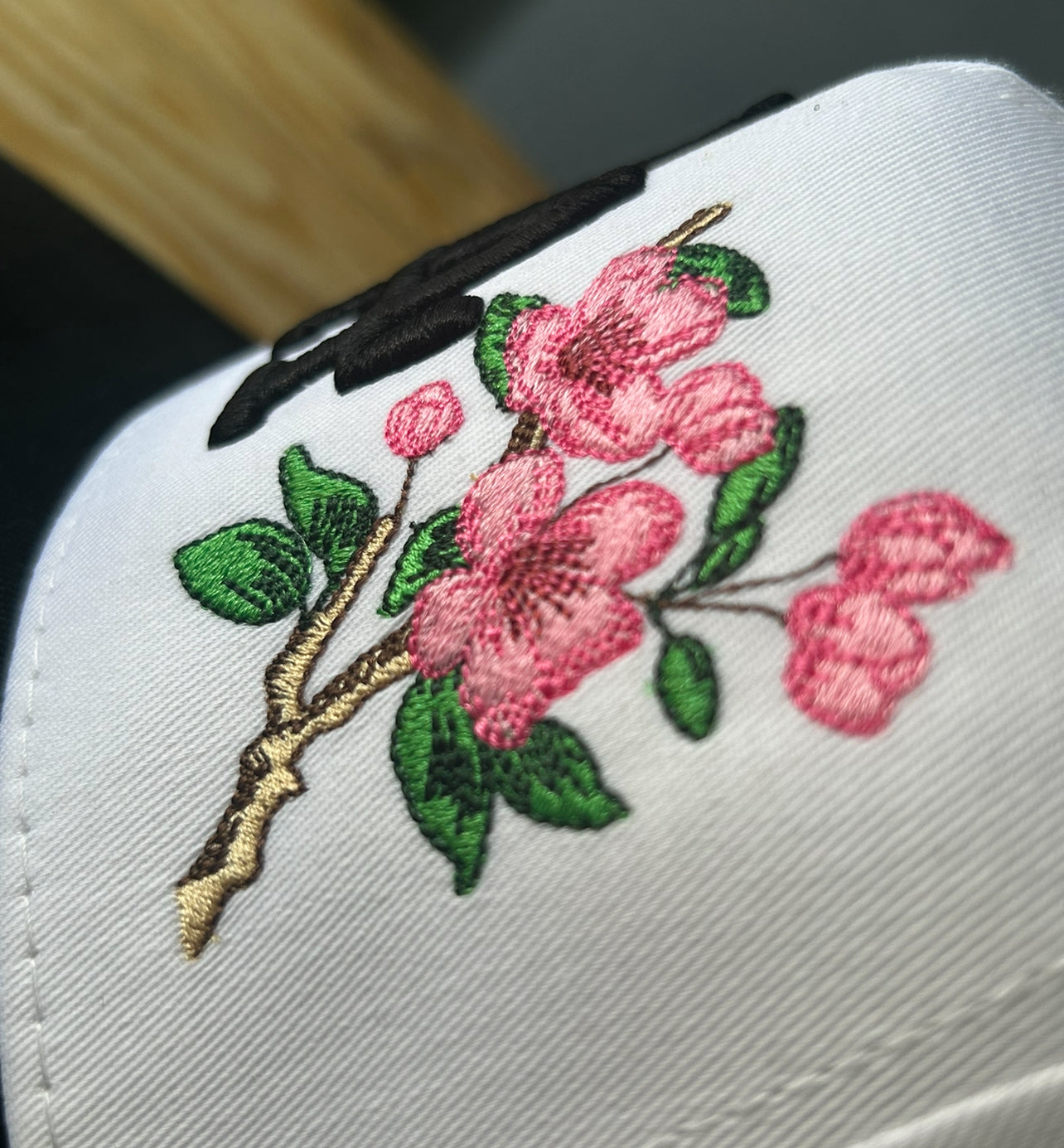 LA "Cherry Blossom" OG Snapback (black/white)