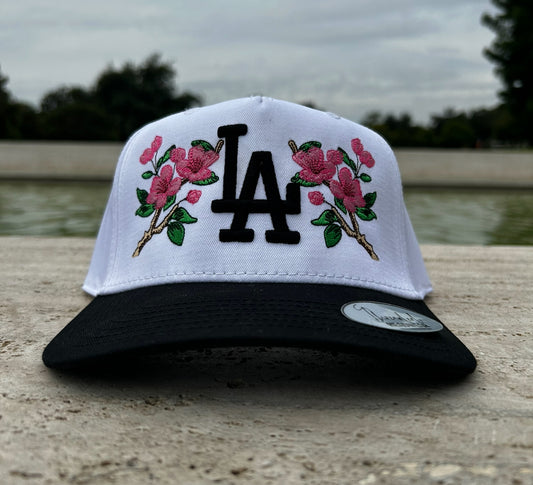 LA "Cherry Blossom" OG Snapback (black/white)